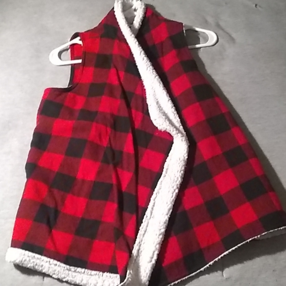Vest - Picture 2 of 3